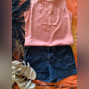 Banana Republic ladies shorts size 28